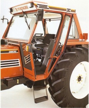 Fiatagri 100-90 ohjaamo