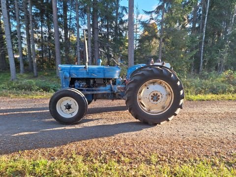 Fordson super dexta