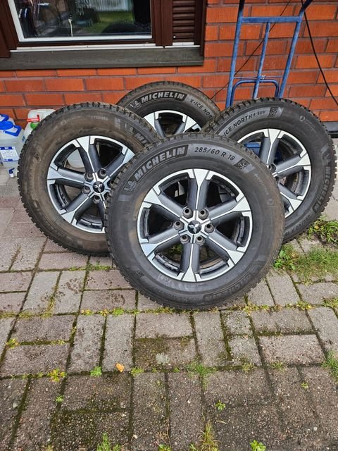 Micelin X-ice Nort 4Suv 285/60R18 Vanteilla Ranger-Amarok-L200-Hilux-Isuzu.