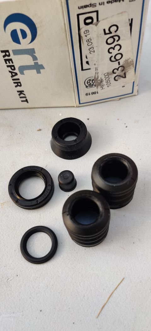 Jarrusatulan korjaussarja Alfa Romeo Audi Fiat Ford Lancia Peugeot Seat Volvo VW
