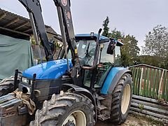 New Holland TS 115