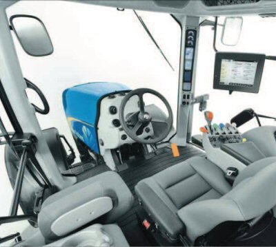 New Holland T8050 ohjaamo