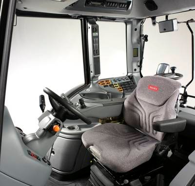 Valtra Direct ohjaamo