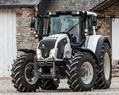 Valtra T173