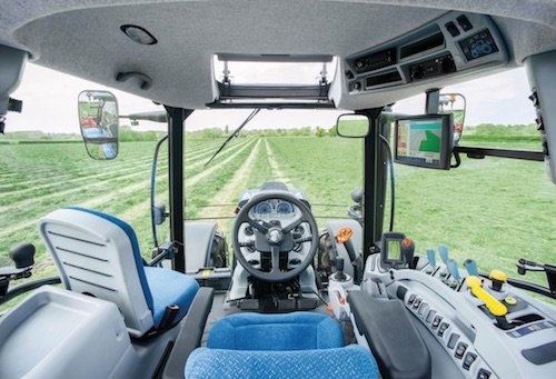 New Holland T6.180 ohjaamo