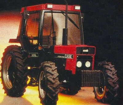 Case IH 585