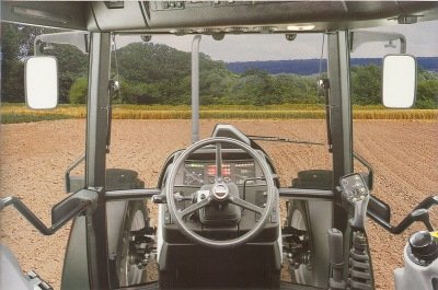 Case IH CS 86 ohjaamo