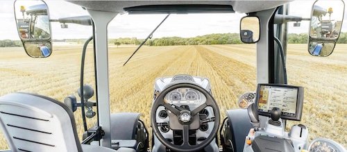 New Holland T7.175 ohjaamo
