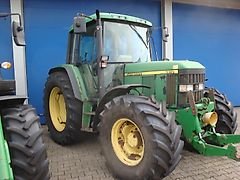 John Deere 6410