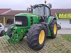 John Deere 7530