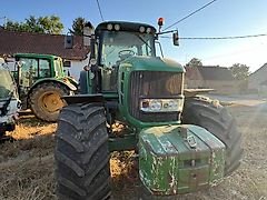 John Deere 7530