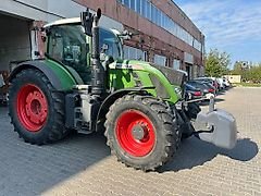 Fendt 724
