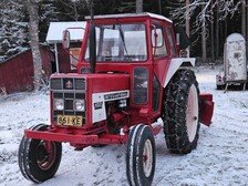 International 453