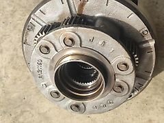 John Deere TRACTION CLUTCH (used) - John Deere 6000, 6010, 6020, 6030