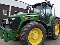 John Deere 7930