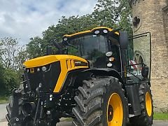 JCB Fastrac 4220