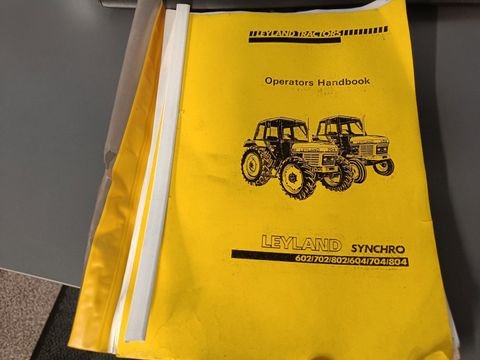 Leyland traktorin ohjekirja