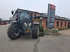 Valtra T235D