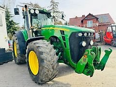 John Deere 8530