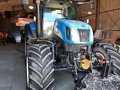 New Holland T6050