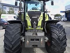 Claas AXION 850