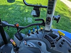 New Holland T5.95