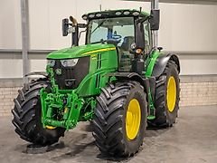 John Deere 6230R