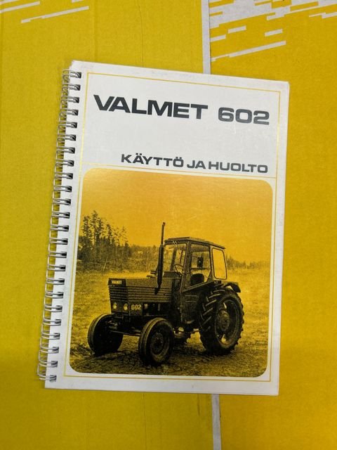 Valmet 602 käyttö ja huolto-ohjekirja
