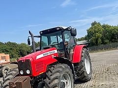 Massey Ferguson 5465